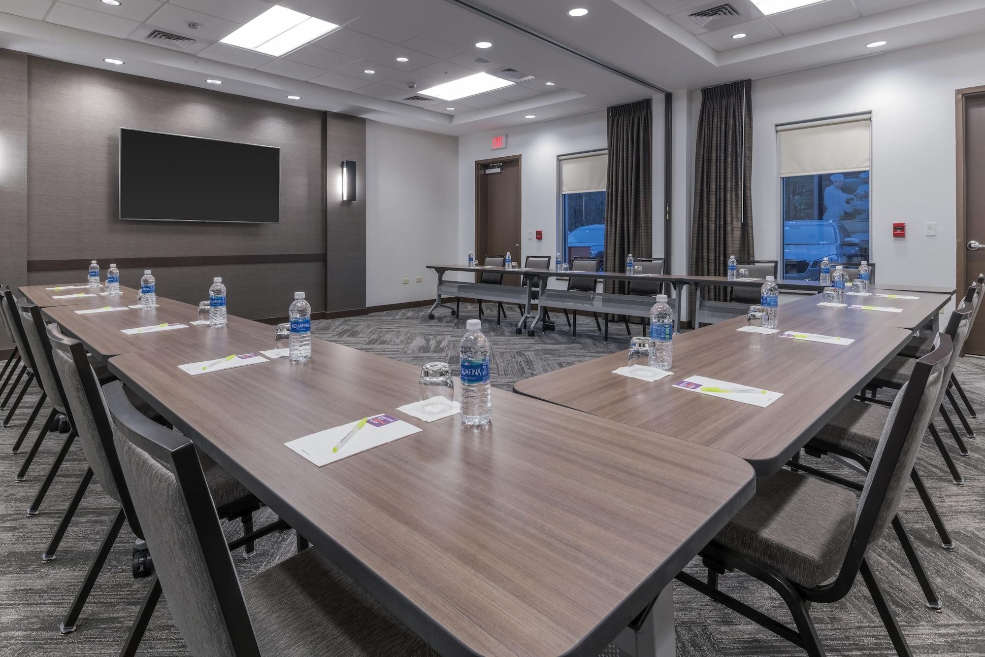Hyatt Place Marlborough/Apex Center Extérieur photo