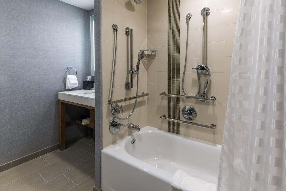 Hyatt Place Marlborough/Apex Center Extérieur photo